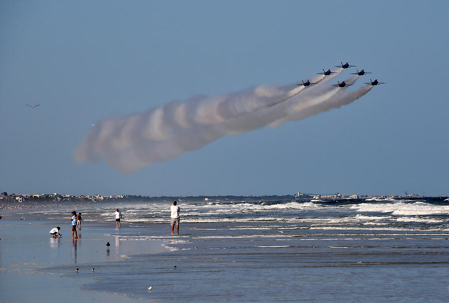 Blue Angels Jax Beach 110709-181 : Beaches : Will Dickey Florida Fine Art Nature and Wildlife Photography - Images of Florida's First Coast - Nature and Landscape Photographs of Jacksonville, St. Augustine, Florida nature preserves