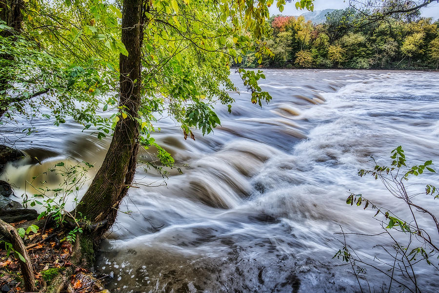 French Broad Raging 102718-39 : Appalachian Mountains : Will Dickey Florida Fine Art Nature and Wildlife Photography - Images of Florida's First Coast - Nature and Landscape Photographs of Jacksonville, St. Augustine, Florida nature preserves