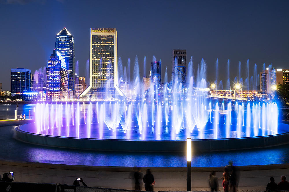 Friendship Fountain Jacksonville
031324-77 : Panoramas and Cityscapes : Will Dickey Florida Fine Art Nature and Wildlife Photography - Images of Florida's First Coast - Nature and Landscape Photographs of Jacksonville, St. Augustine, Florida nature preserves