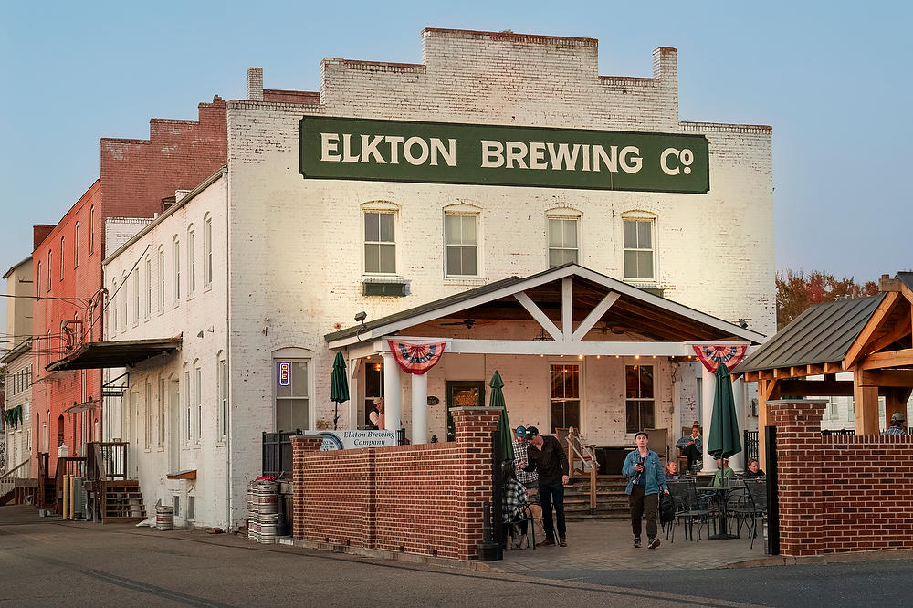 Elkton Brewing 
101824-71 : Shenandoah : Will Dickey Florida Fine Art Nature and Wildlife Photography - Images of Florida's First Coast - Nature and Landscape Photographs of Jacksonville, St. Augustine, Florida nature preserves